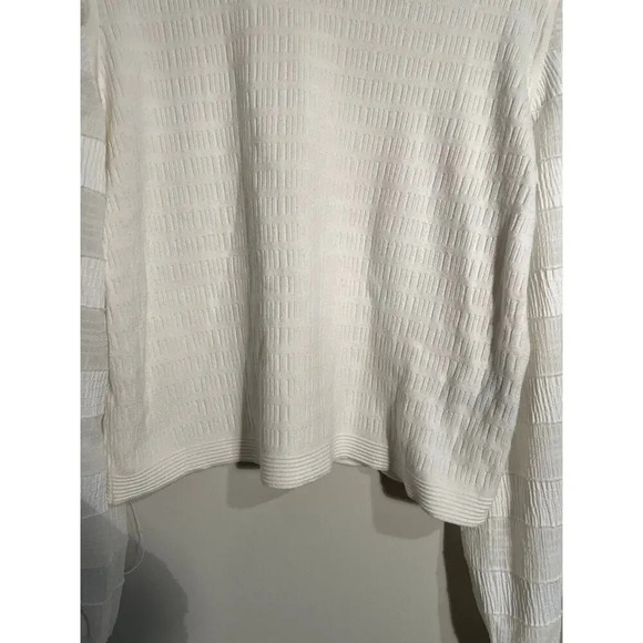Club‎ Monaco White Woven Sleeve Crew Top - Picture 5 of 9